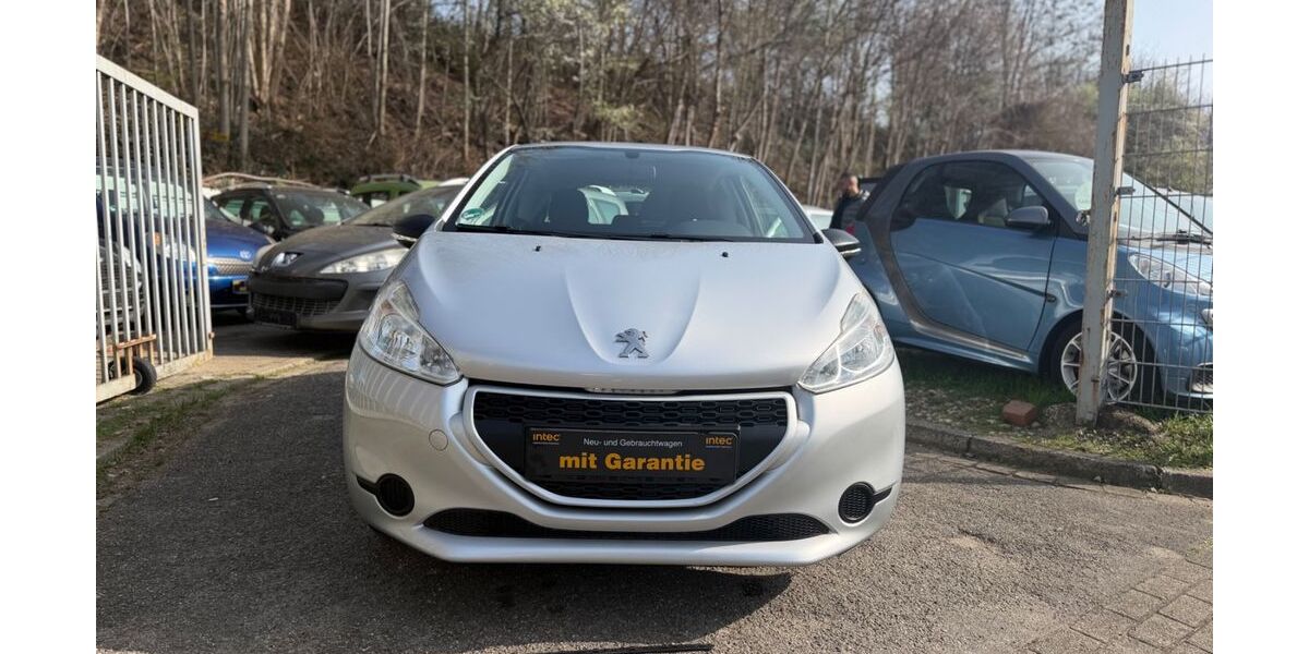 Peugeot 208 103.149 km 4.499 &euro; Essen 45145