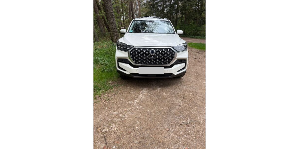 SsangYong REXTON 53.000 km 29.900 &euro; Essen 45149