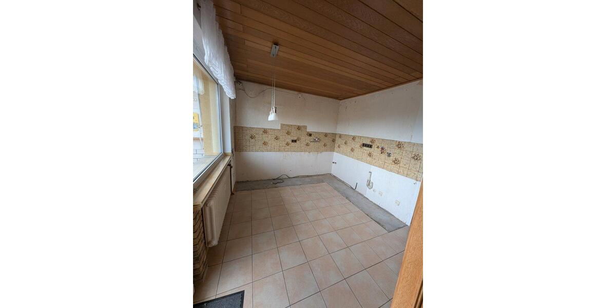 Etagenwohnung Dinslaken - 3.5 Zimmer, 83 m&sup2;, 690&euro; | Angebot:26272246