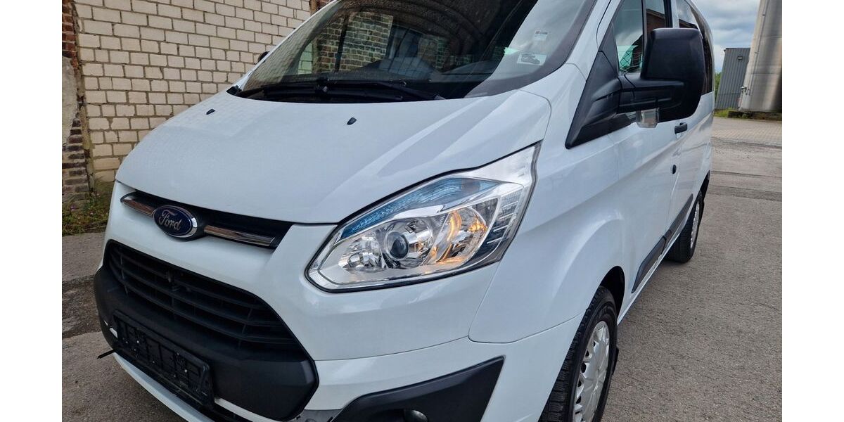 Ford Tourneo Custom 77.334 km 13.900 &euro; Bochum 44805