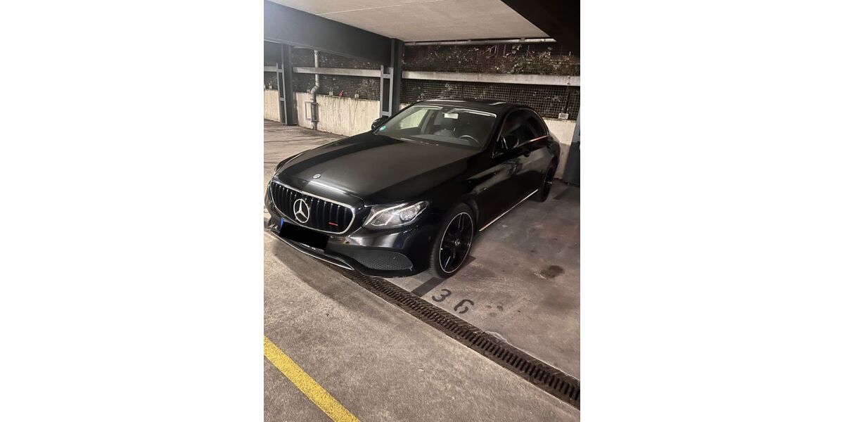 Mercedes-Benz E 200 110.000 km 22.990 &euro; Gladbeck 45968