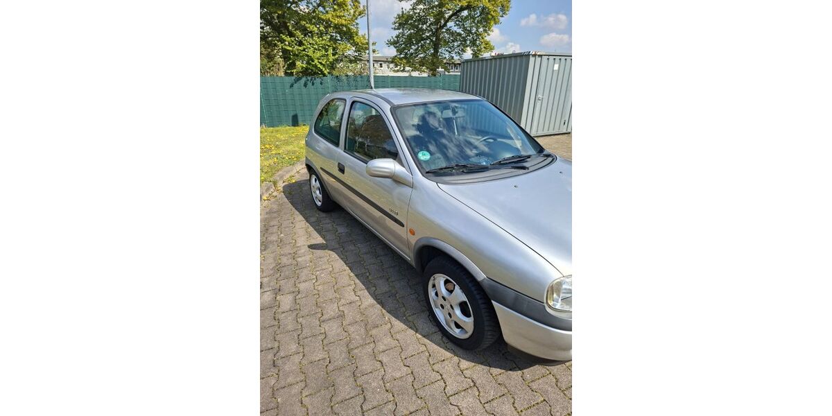 Opel Corsa 81.600 km 850 &euro; Essen 45327
