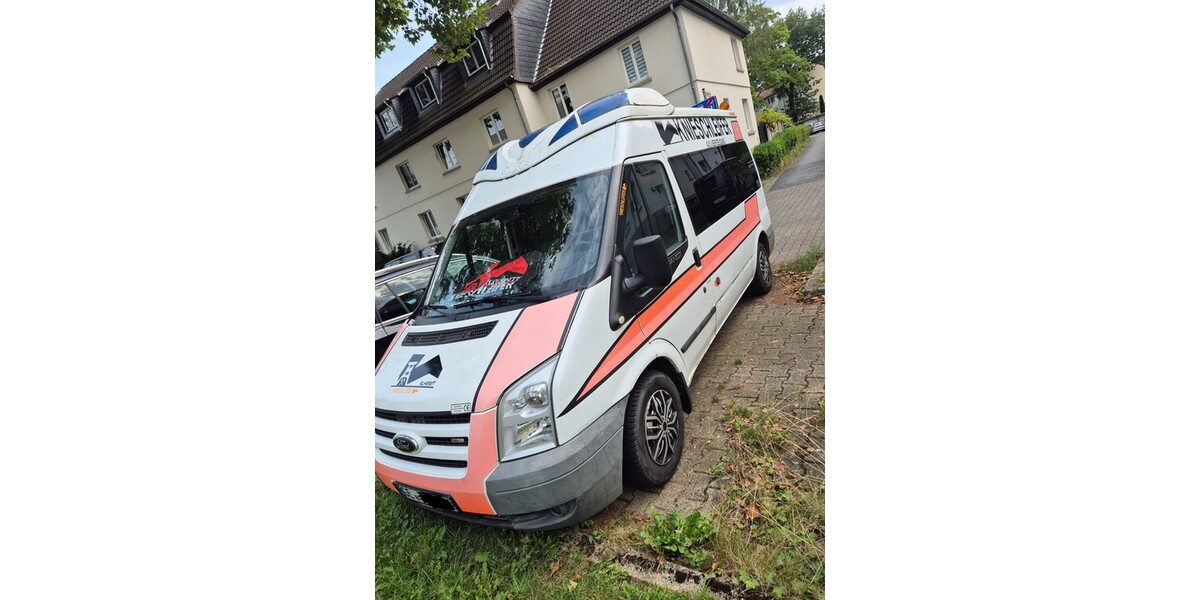 Ford Transit 304.949 km 5.900 &euro; Gelsenkirchen 45879