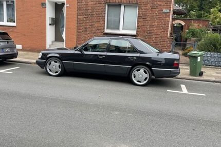 Mercedes-Benz E 300 247.000 km 16.990 &euro; Oberhausen 46149