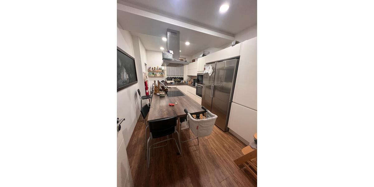 Etagenwohnung Duisburg Hamborn - 3.5 Zimmer, 83 m&sup2;, 125.000&euro; | Angebot:26779108