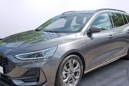 Ford Focus 12.978 km 27.890 &euro; Gelsenkirchen 45891