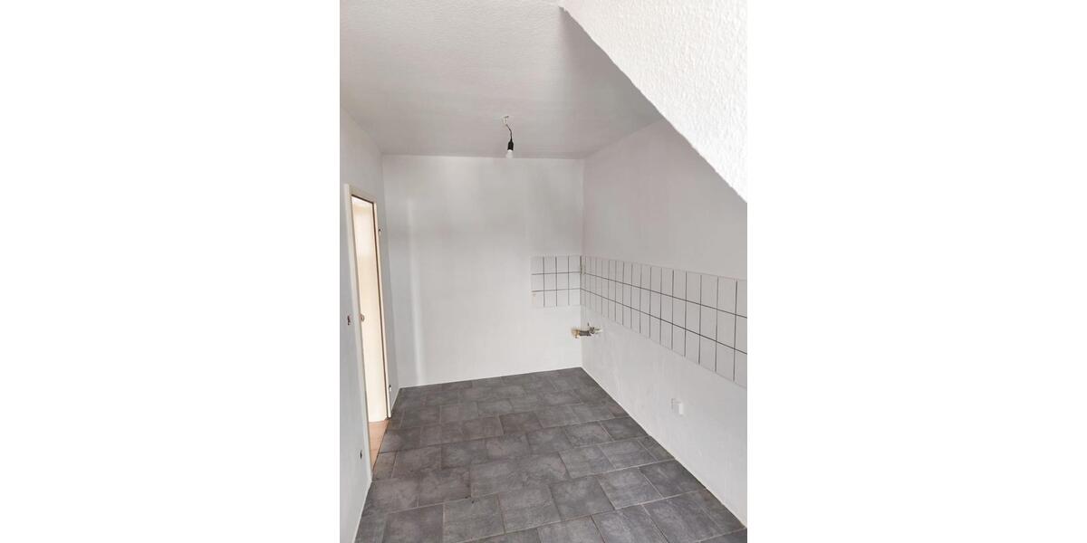 Dachgeschoßwohnung Essen Stadtbezirk IV - 2 Zimmer, 44 m&sup2;, 405&euro; | Angebot:25956688