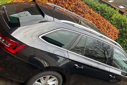 Skoda Superb 142.000 km 17.200 &euro; Dülmen 48249