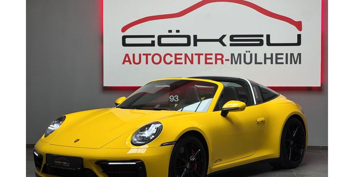 Porsche 992 29.988 km 152.922 &euro; Mülheim an der ruhr 45476