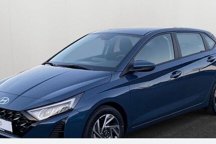 Hyundai i20 26.981 km 15.590 &euro; Recklinghausen 45657