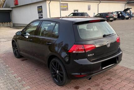 VW Golf 106.000 km 8.699 &euro; Haltern am See 45721