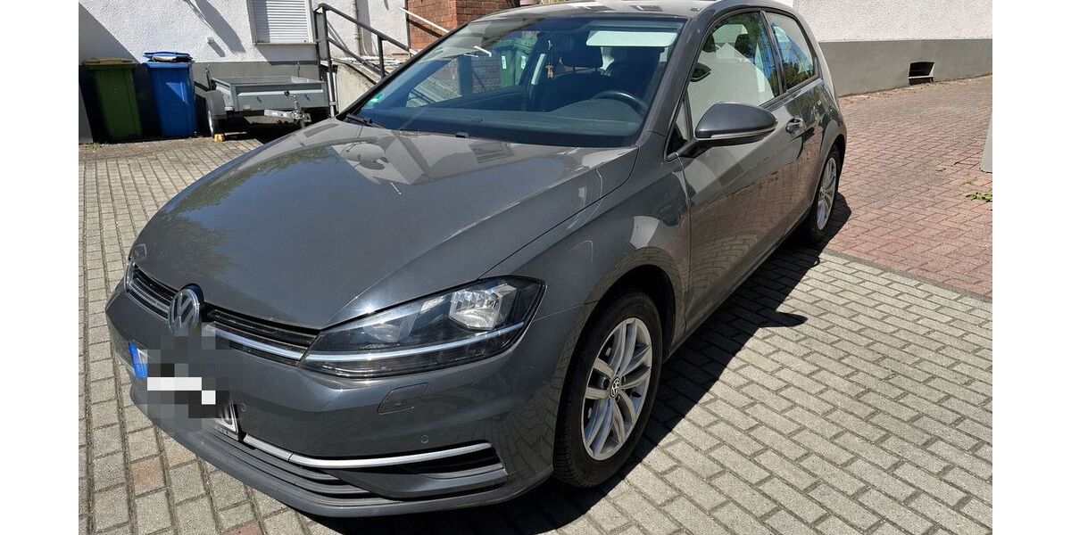 VW Golf 85.000 km 11.200 &euro; Oberhausen 46049