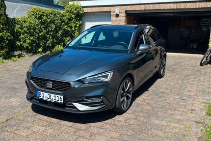 Seat Leon 8.800 km 22.900 &euro; Bochum 44791
