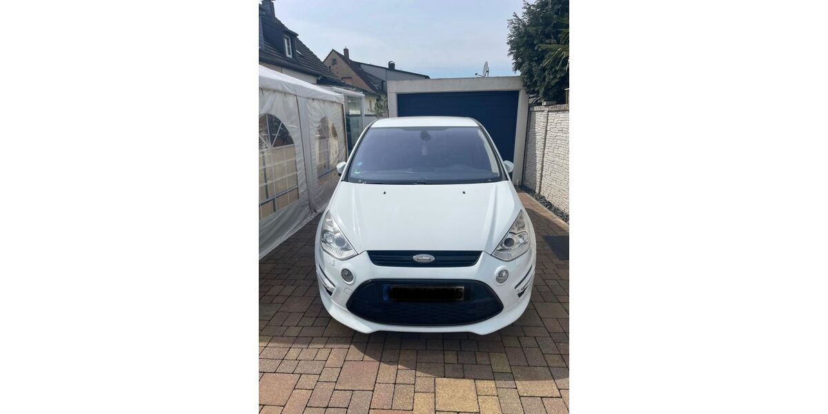 Ford S-Max 159.000 km 8.100 &euro; Duisburg 47199