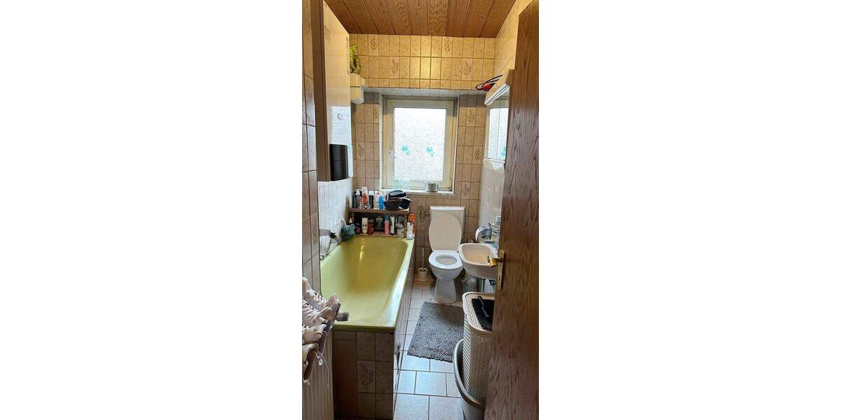 Etagenwohnung Essen Altendorf - 3 Zimmer, 53 m&sup2;, 75.000&euro; | Angebot:25798101