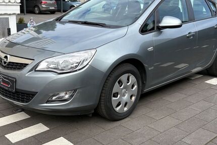 Opel Astra 132.960 km 4.199 &euro; Essen 45326
