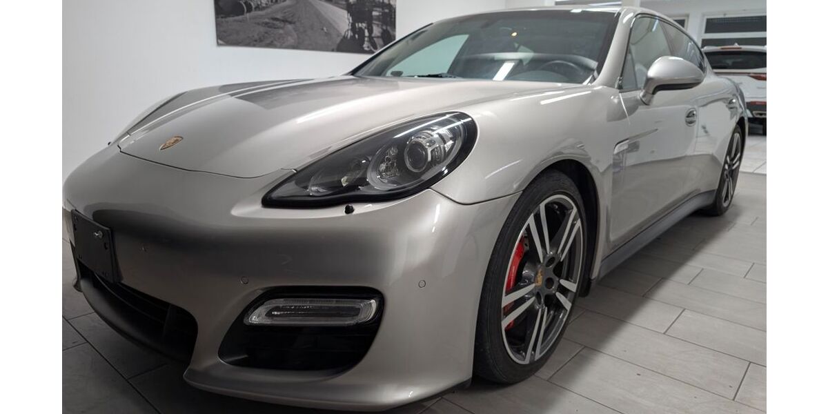 Porsche Panamera 28.332 km 46.490 &euro; Essen 45279