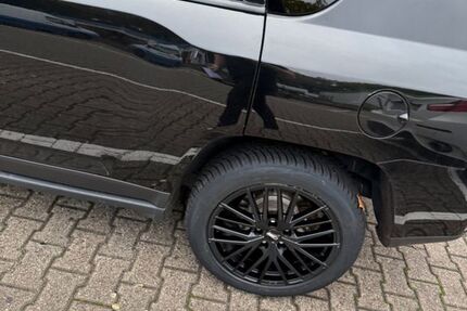 Jeep Compass 200.000 km 4.500 &euro; Duisburg 47229