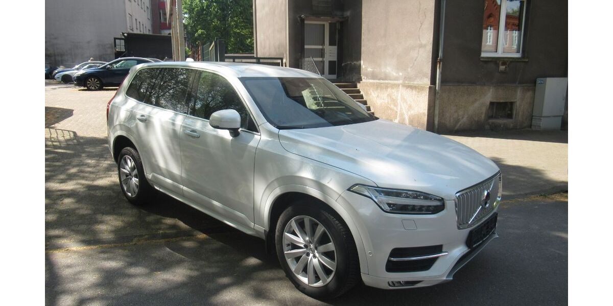 Volvo XC90 107.000 km 24.990 &euro; Gelsenkirchen 45889
