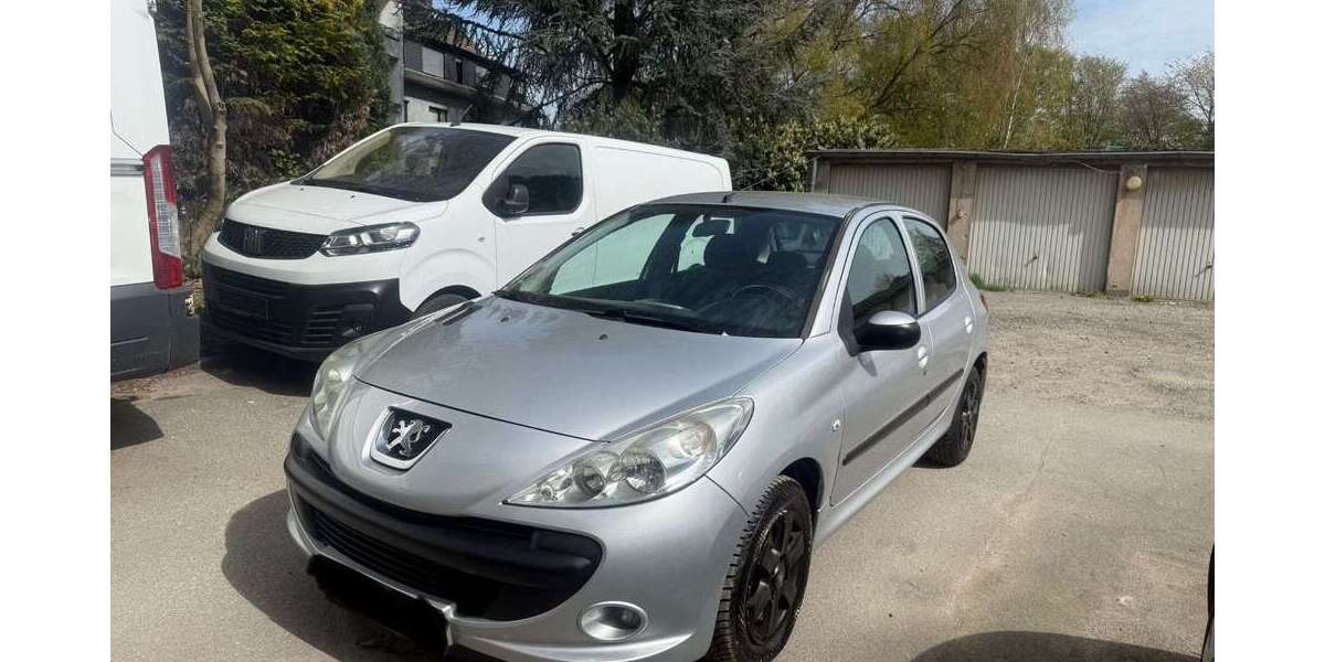 Peugeot 206 187.000 km 2.200 &euro; Essen 45143