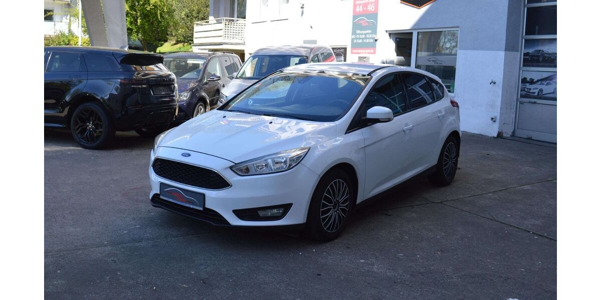 Ford Focus 84.000 km 5.990 &euro; Mülheim an der Ruhr 45473