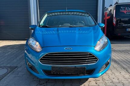 Ford Fiesta 204.000 km 2.600 &euro; Duisburg 47239