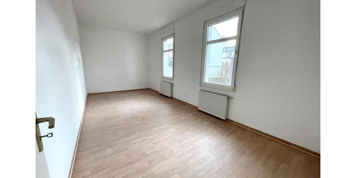 Etagenwohnung Mülheim an der Ruhr - 3 Zimmer, 100 m&sup2;, 1.300&euro; | Angebot:25990093