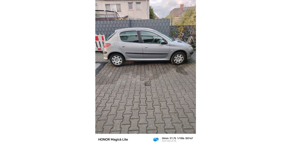 Peugeot 206 67.948 km 2.350 &euro; Herne 44651