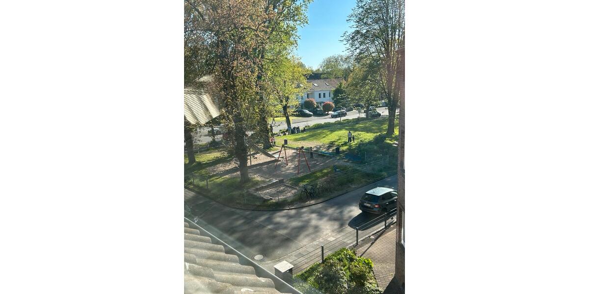 Dachgeschoßwohnung Duisburg Duisburg-Mitte - 3 Zimmer, 68 m&sup2;, 690&euro; | Angebot:26285641