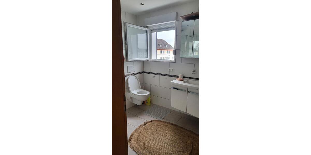 Etagenwohnung Essen Stadtbezirk III - 4 Zimmer, 103 m&sup2;, 1.075&euro; | Angebot:26292985