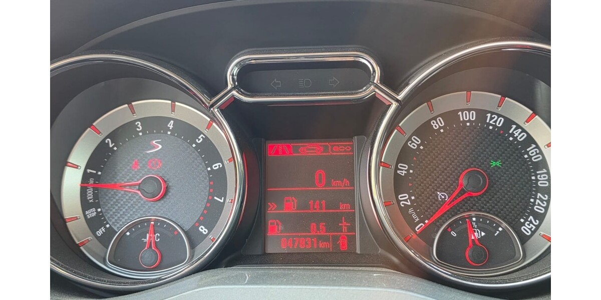 Opel Adam 48.000 km 16.100 &euro; Hamminkeln 46499