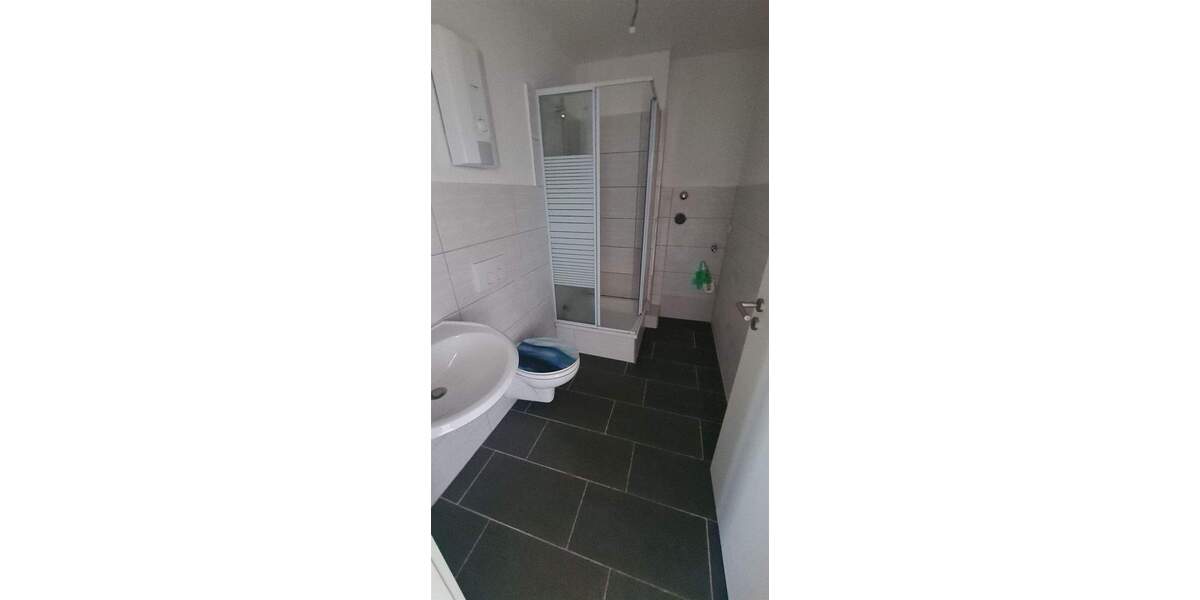 Etagenwohnung Dinslaken Innenstadt - 2 Zimmer, 73 m&sup2;, 550&euro; | Angebot:25699296