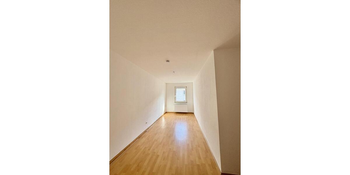 Etagenwohnung Essen Stadtbezirk III - 2.5 Zimmer, 70 m&sup2;, 665&euro; | Angebot:26295360