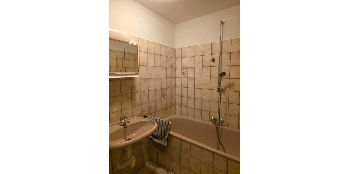 Etagenwohnung Duisburg Duisburg-Mitte - 1.5 Zimmer, 44 m&sup2;, 530&euro; | Angebot:26327075