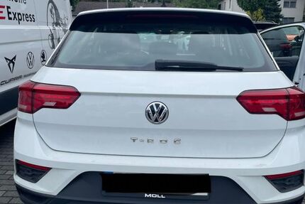 VW T-Roc 101.500 km 14.900 &euro; Duisburg 47139