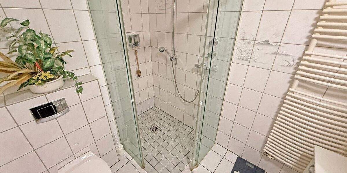 Etagenwohnung Dinslaken Innenstadt - 3 Zimmer, 75 m&sup2;, 199.900&euro; | Angebot:25684461