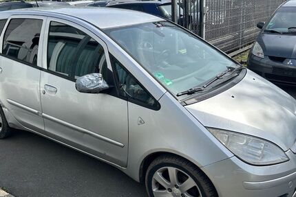 Mitsubishi Colt 210.000 km 590 &euro; Essen 45326