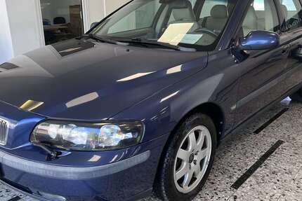 Volvo V70 239.000 km 3.890 &euro; Recklinghausen 45657