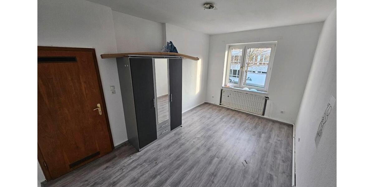 Etagenwohnung Gelsenkirchen Gelsenkirchen-Mitte - 4 Zimmer, 106 m&sup2;, 900&euro; | Angebot:26298772