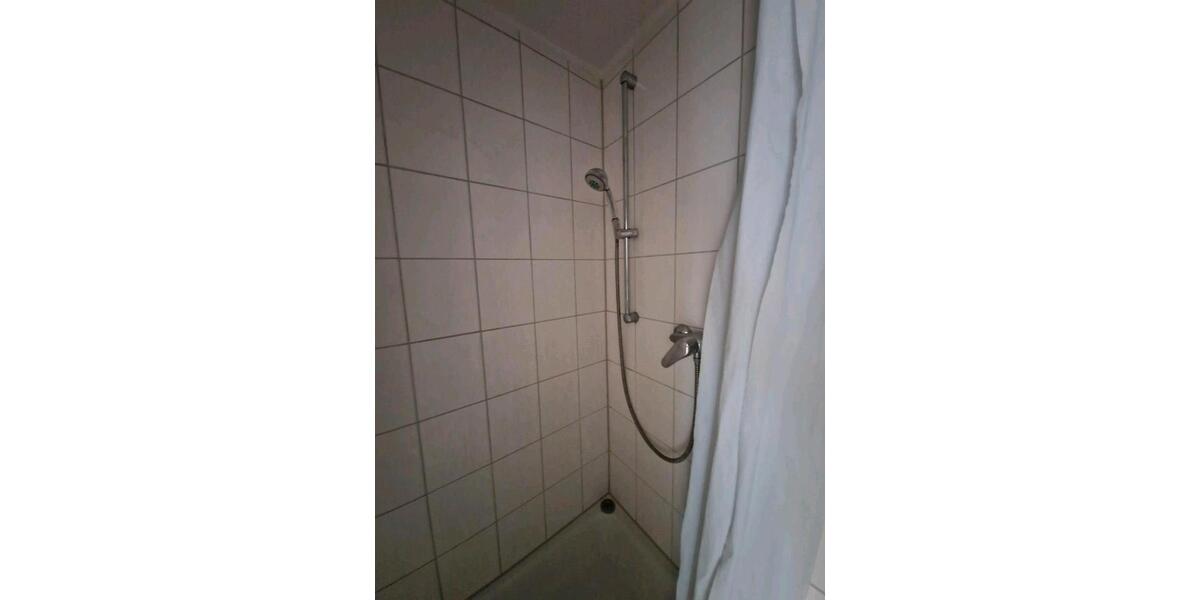 Dachgeschoßwohnung Essen Stadtbezirk IV - 2 Zimmer, 40 m&sup2;, 370&euro; | Angebot:25538414