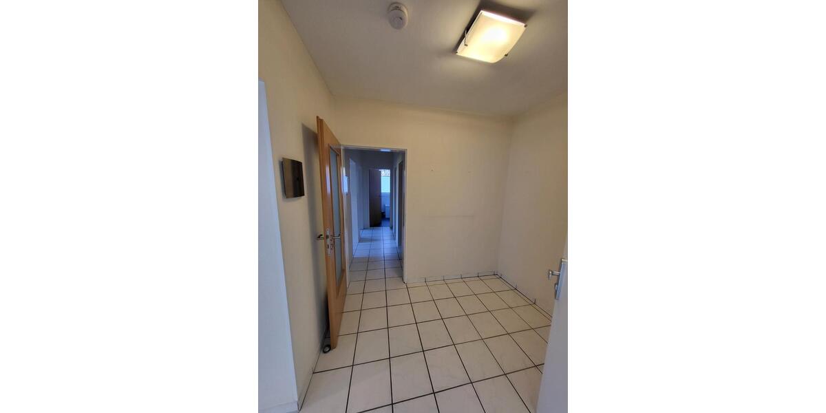 Etagenwohnung Essen Stadtbezirk VII - 3.5 Zimmer, 76 m&sup2;, 200.000&euro; | Angebot:23490586