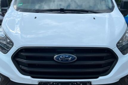 Ford Tourneo Custom 97.000 km 11.600 &euro; Bochum 44805