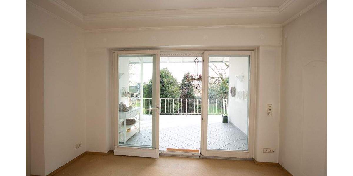 Terrassenwohnung Herne Horsthausen - 2 Zimmer, 130 m&sup2;, 1.300&euro; | Angebot:25746820