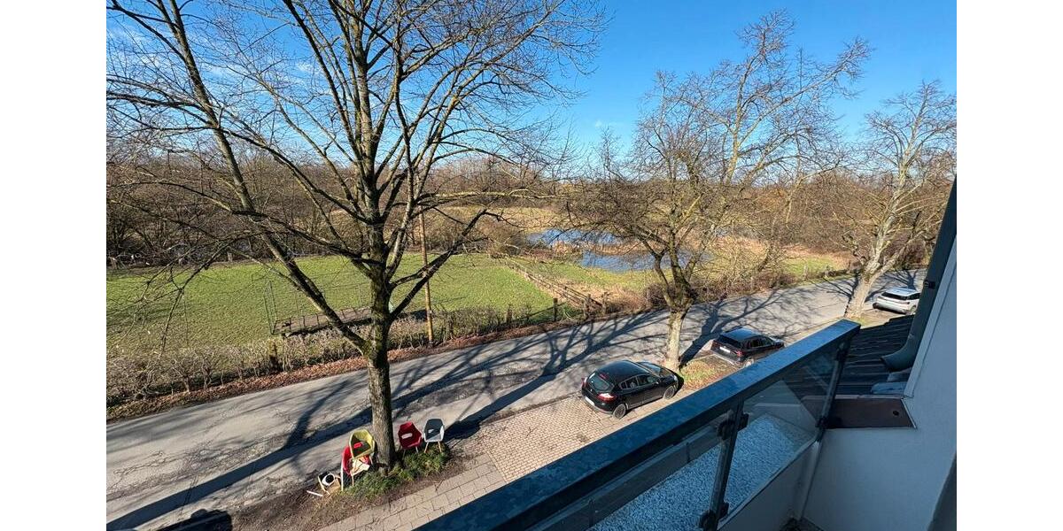 Etagenwohnung Duisburg Walsum - 3 Zimmer, 88 m&sup2;, 1.012&euro; | Angebot:26285184