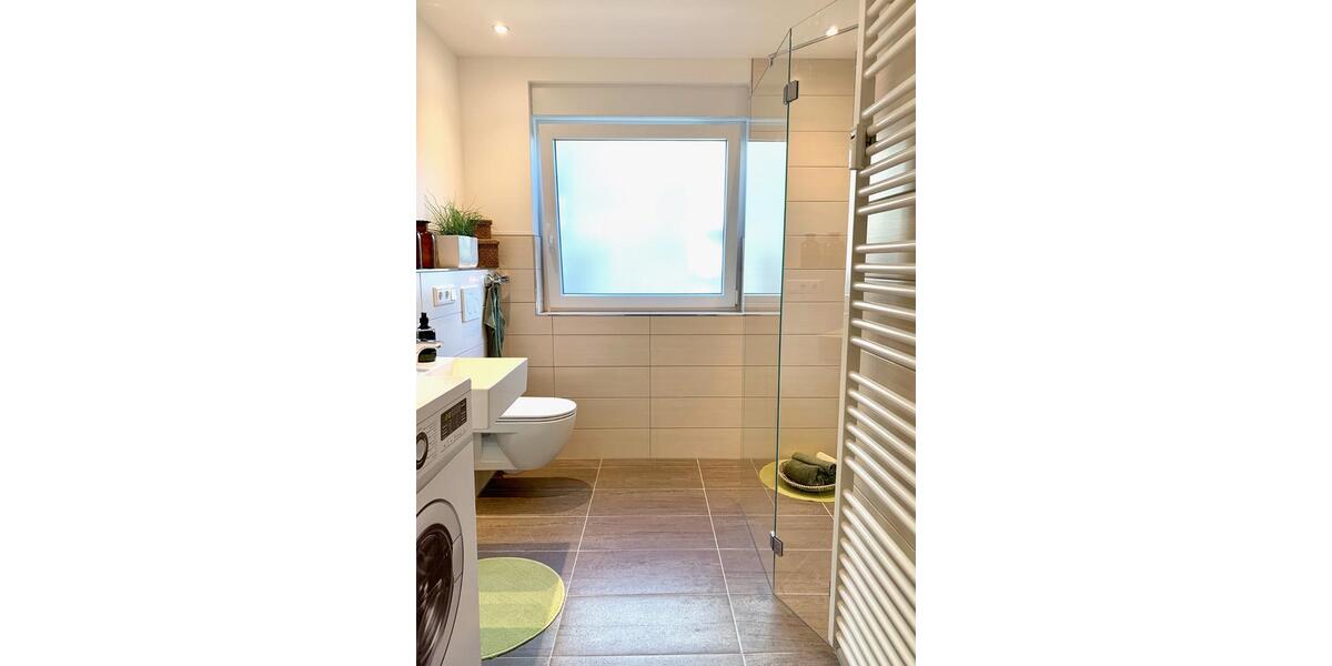 Etagenwohnung Mülheim an der Ruhr Dümpten - 2.5 Zimmer, 65 m&sup2;, 189.000&euro; | Angebot:26238338