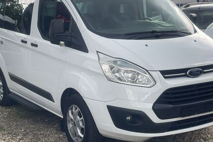 Ford Tourneo Custom 323.000 km 8.800 &euro; Duisburg 47138