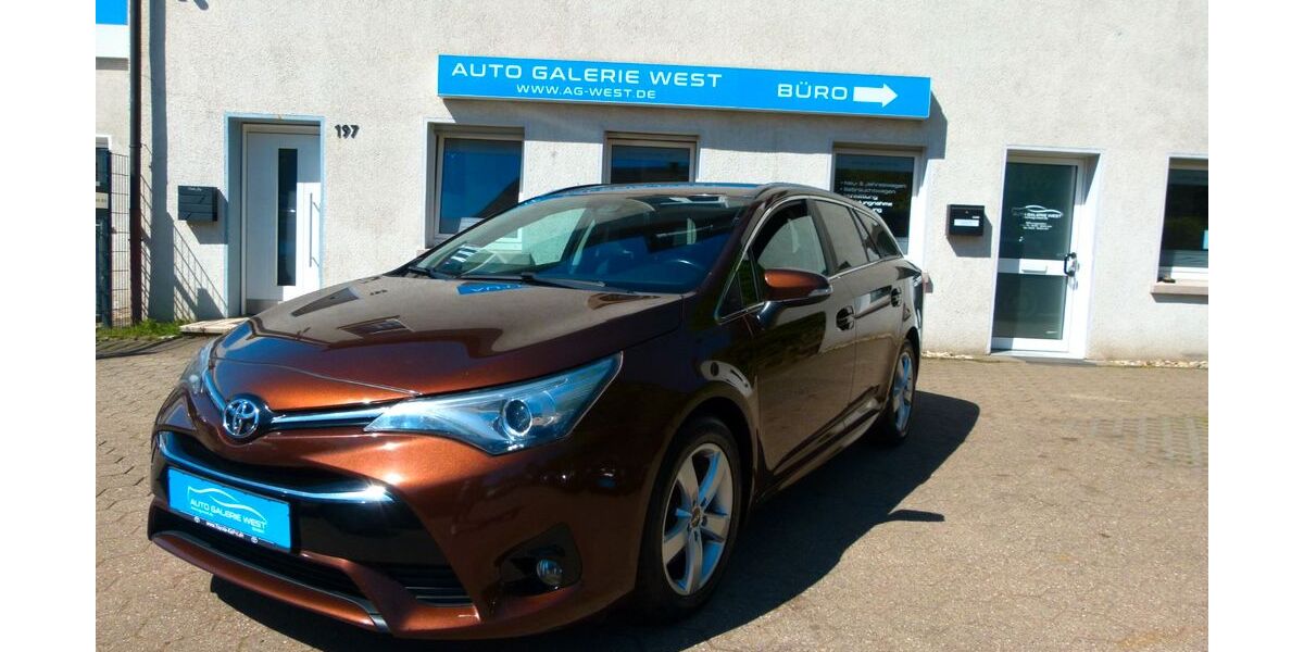 Toyota Avensis 187.464 km 8.990 &euro; Bochum 44809