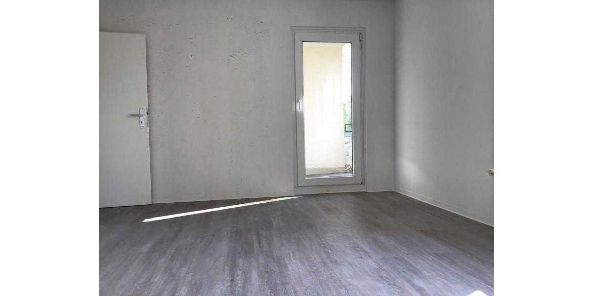 Erdgeschoßwohnung Essen Stadtbezirk VII - 3 Zimmer, 71 m&sup2;, 562&euro; | Angebot:26064885