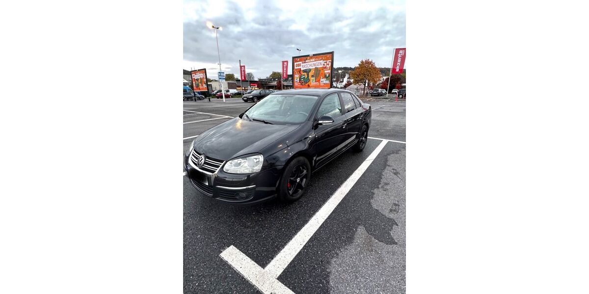 VW Jetta 187.000 km 2.900 &euro; Recklinghausen 45657