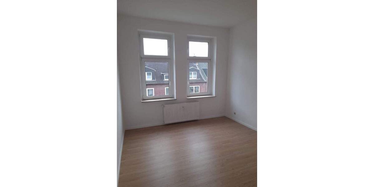 Etagenwohnung Gelsenkirchen Altstadt - 2 Zimmer, 67 m&sup2;, 390&euro; | Angebot:25778713